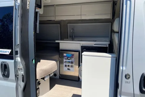 RV Tellaro - 2021 Thor Motor Coach Class B