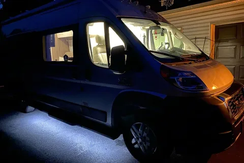 RV Tellaro - 2021 Thor Motor Coach Class B