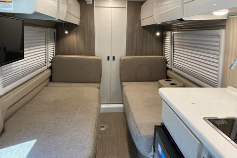 RV Tellaro - 2021 Thor Motor Coach Class B
