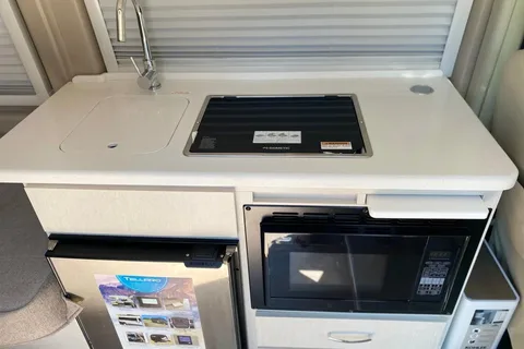 RV Tellaro - 2021 Thor Motor Coach Class B