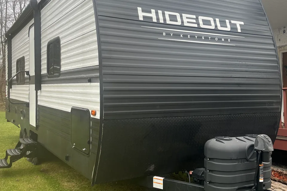 Alex's Keystone 240BH Travel Trailer