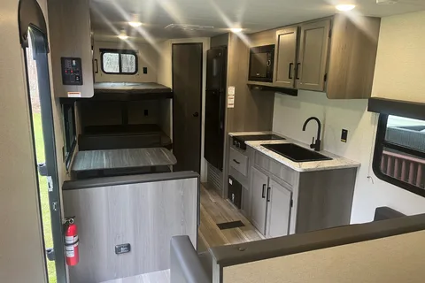 Alex's Keystone 240BH Travel Trailer