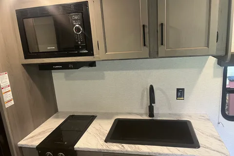Alex's Keystone 240BH Travel Trailer