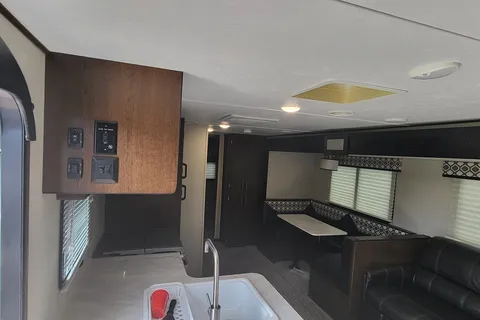 ja's Tracer 31BHD Travel Trailer