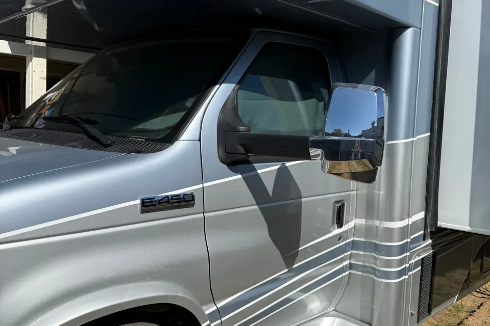 Crystal's Entegra Coach Esteem 31F Class C