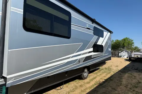 Crystal's Entegra Coach Esteem 31F Class C
