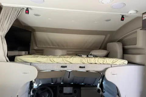 Crystal's Entegra Coach Esteem 31F Class C