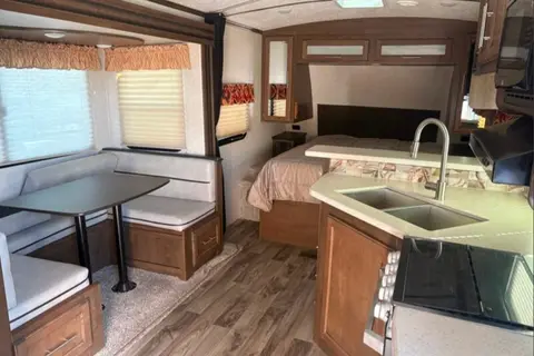Lameri's Keystone Cougar Travel Trailer
