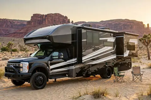 C25 2026 Entegra Accolade XT 32U — Luxury 4x4 Super C Diesel · King Bed · Starlink · Sleeps 8