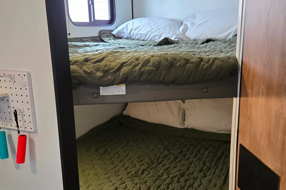 Robert's Keystone Springdale Travel Trailer