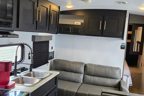 Robert's Keystone Springdale Travel Trailer
