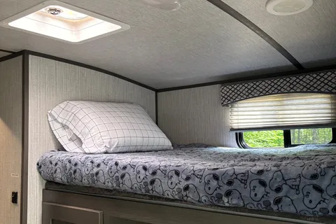 Tom's Embrace Ultra light Travel Trailer