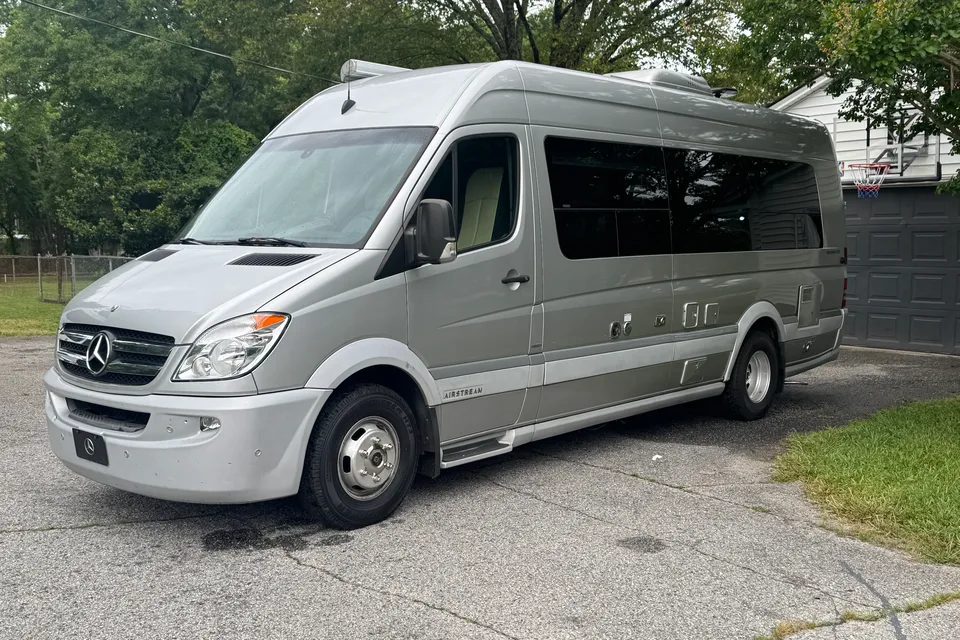 Airstream Interstate Luxury Camper Travel Van