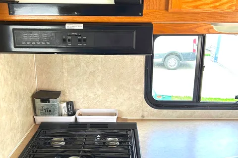 Daves 25' FunSeeking Motorhome