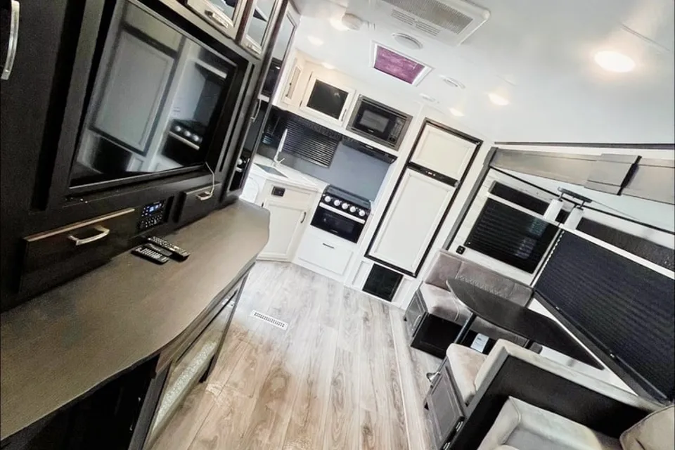 Ty & Jenn's Jayco WhiteHawk Travel Trailer
