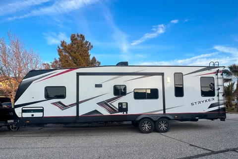 Ruiz Family Cruiser RV Stryker Toy Hauler