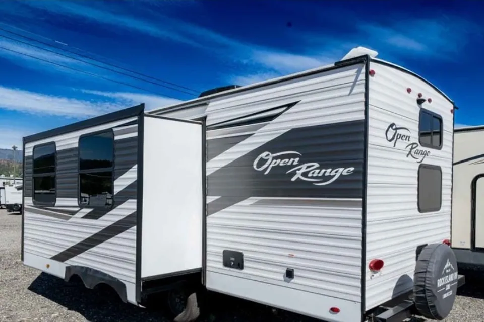 Adil's Highland Ridge RV Open range 26bhs Travel Trailer
