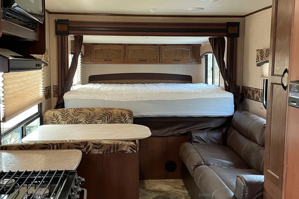 Ray's Jayco 24FT trailer Travel Trailer