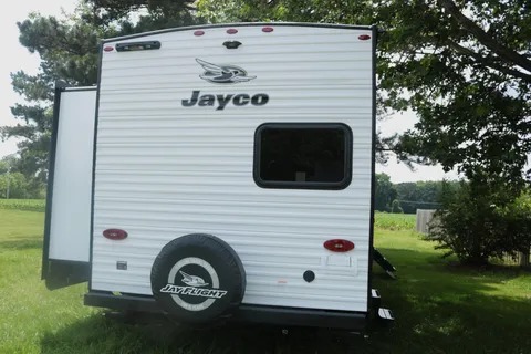 2025 BRAND NEW! Jayco Jay Flight SLX 321BDS