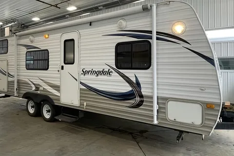 Nathan's Keystone Springdale Travel Trailer