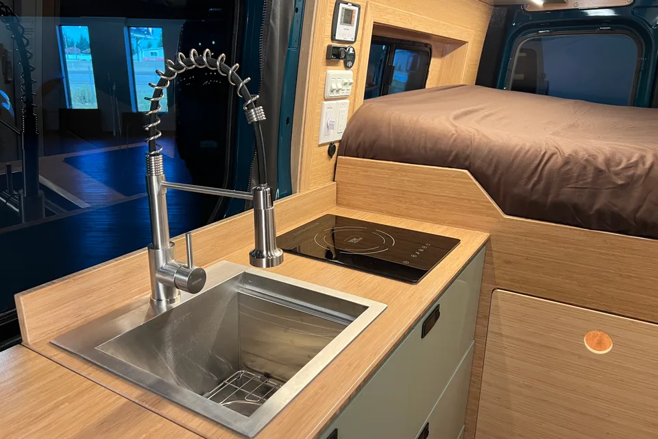 Scenic Vans' "The Zion" - Unlimited Mileage