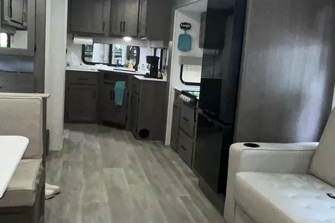Robert's Grand Design Transcend Xplor Travel Trailer