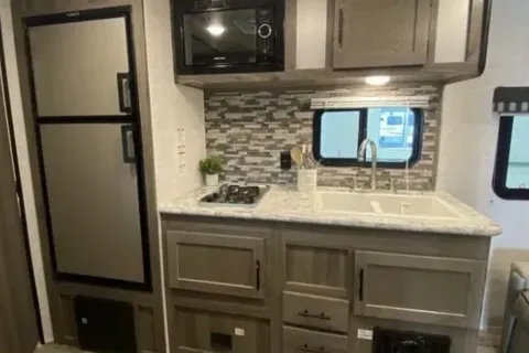 New Keystone Keystone Hideout Travel Trailer