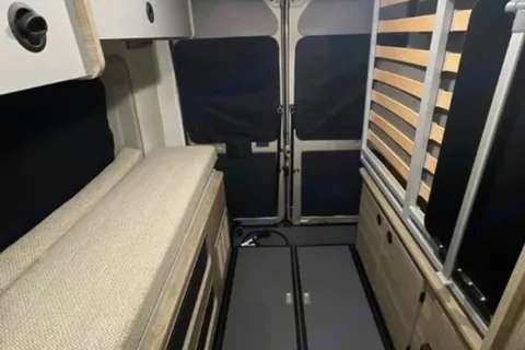 Goldie - New 2025 Winnebago Solis 59PX