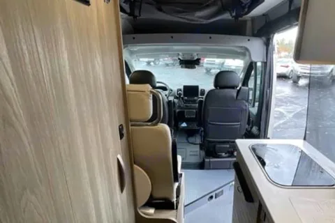 Goldie - New 2025 Winnebago Solis 59PX