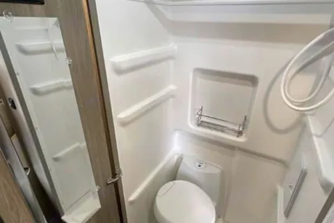 Goldie - New 2025 Winnebago Solis 59PX