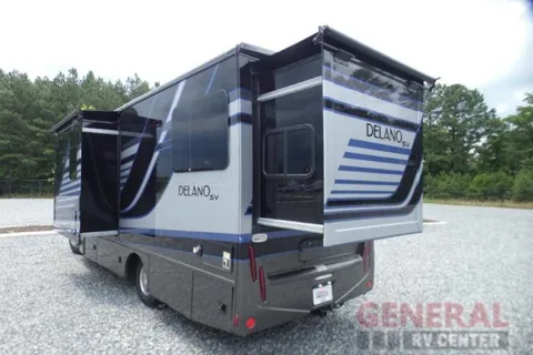 Julian's Mercedes-Benz 2023 delano Class C 25 ft