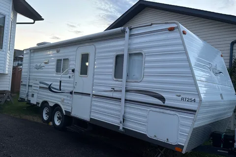 Matt’s Travelaire Rustler RT 254 Travel Trailer