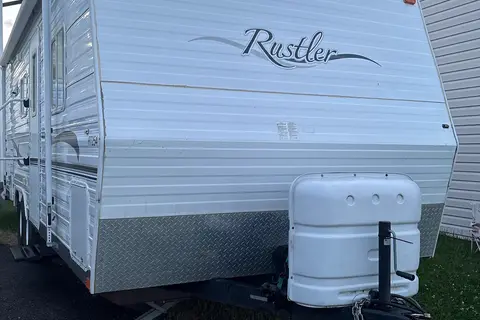 Matt’s Travelaire Rustler RT 254 Travel Trailer