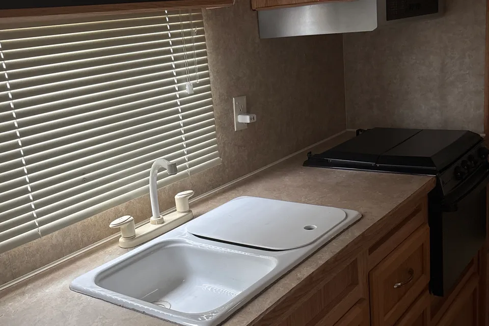 Matt’s Travelaire Rustler RT 254 Travel Trailer