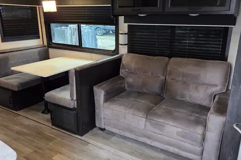RRZ,S RENTALS jayco trailer