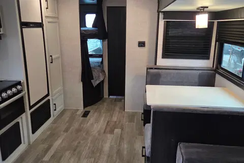 RRZ,S RENTALS jayco trailer