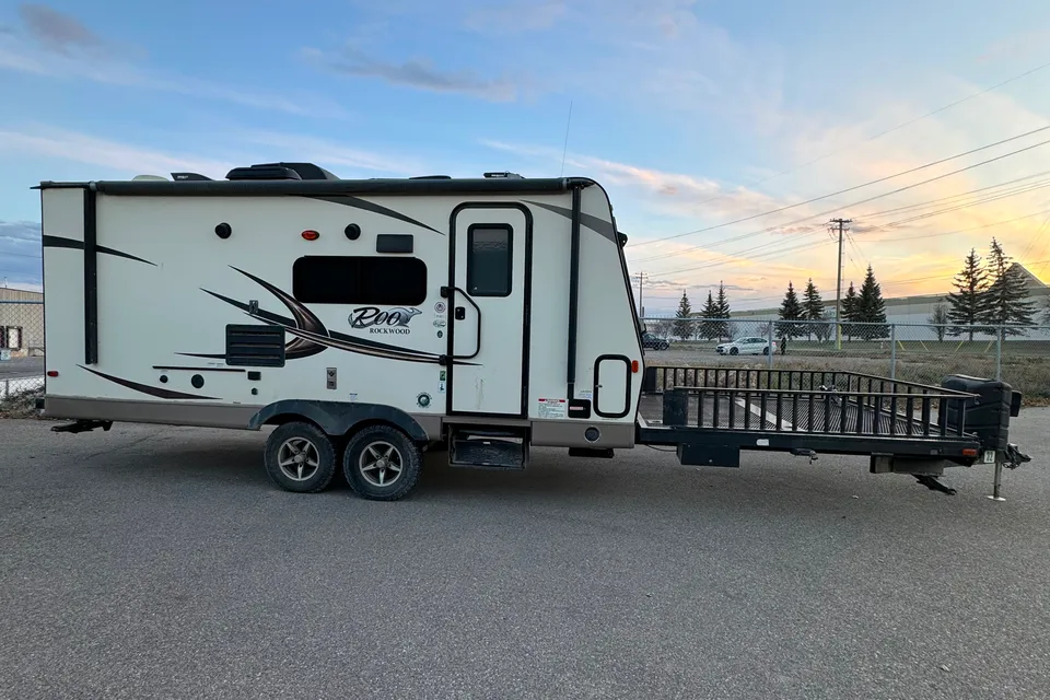 Mark's Forest River Rockwood Roo 21SSL Toy Hauler