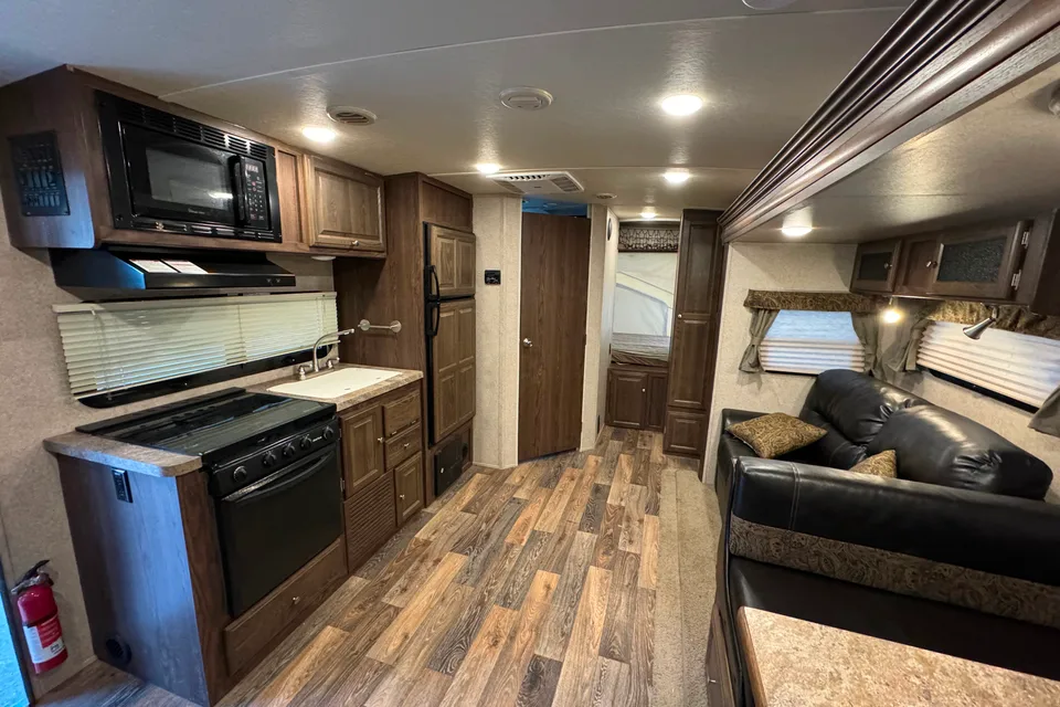 Mark's Forest River Rockwood Roo 21SSL Toy Hauler