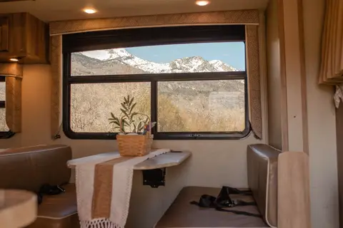 FLEXIBLE TIMES! Perfect floor plan with all you need