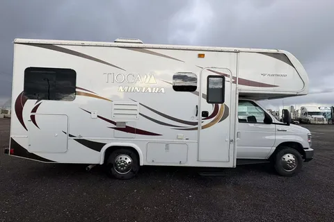 Fleet #C6 Mid-size Class C – Luxury Option for Families & Friends (Sleeps 3 Adults, 2 Children)