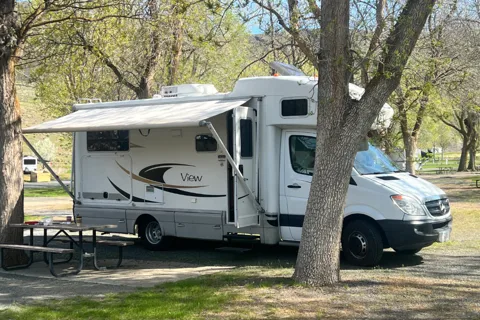 Easy ride! Big enough to feel like home, small enough to drive anywhere!