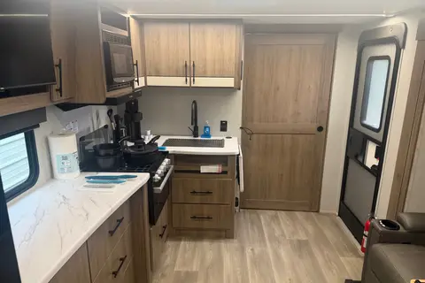 2024 Grand Design Spacious and Modern