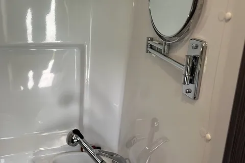Luxury Airstream Interstate 19 4x4 Class B