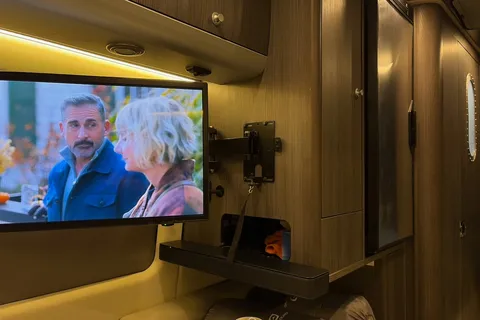 Luxury Airstream Interstate 19 4x4 Class B