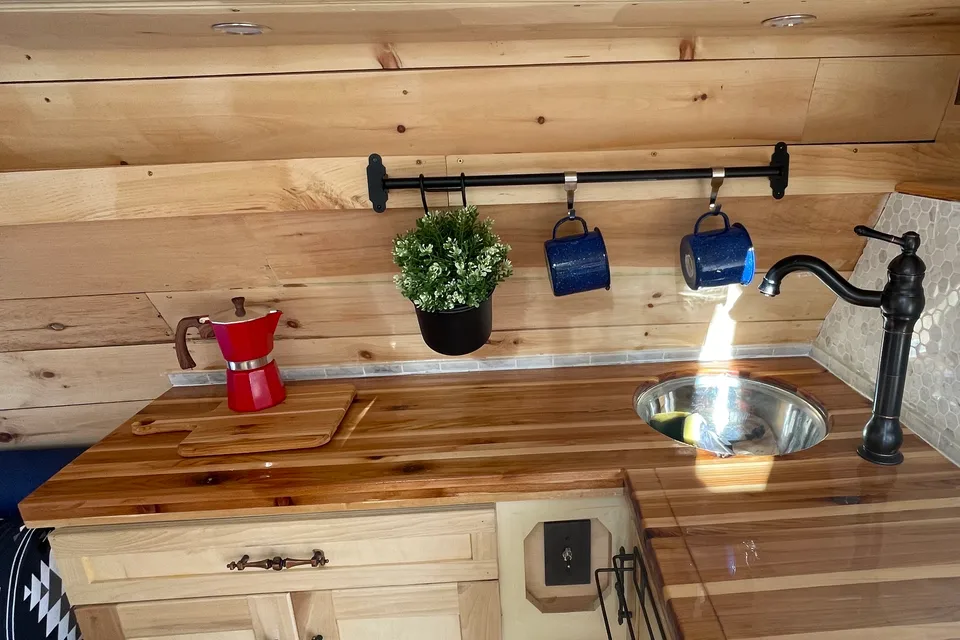 May’s Chevy Campervan Hightop