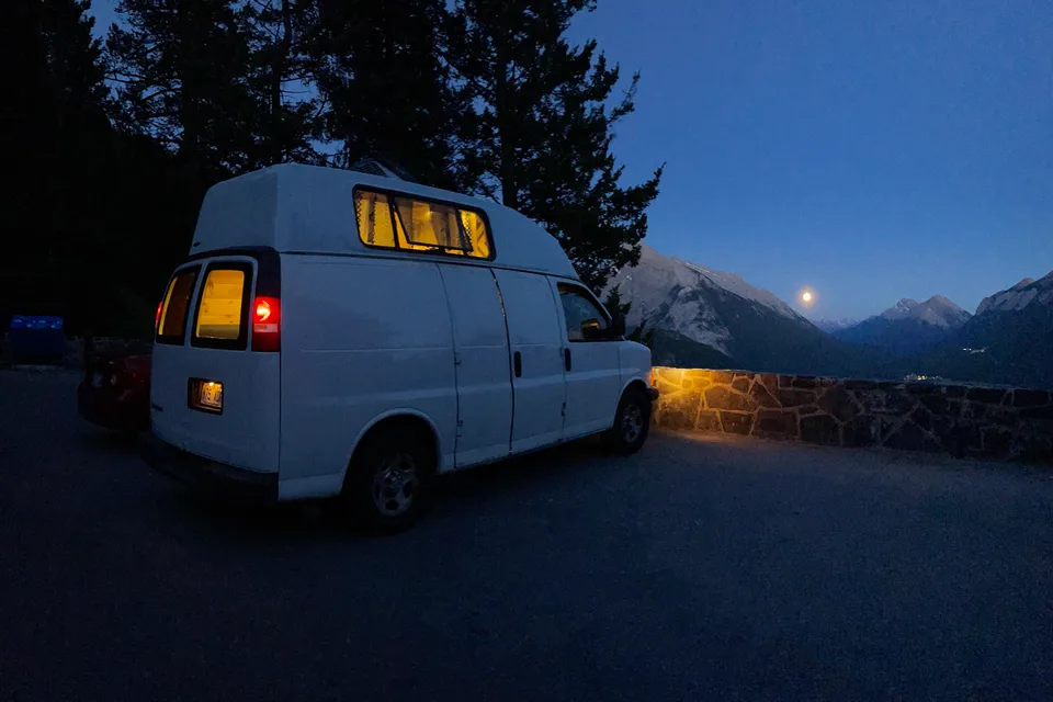 May’s Chevy Campervan Hightop