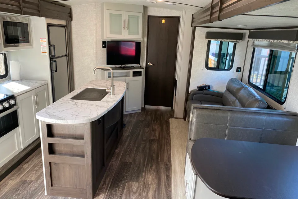 Keystone Bullet 330bhs Bunk House