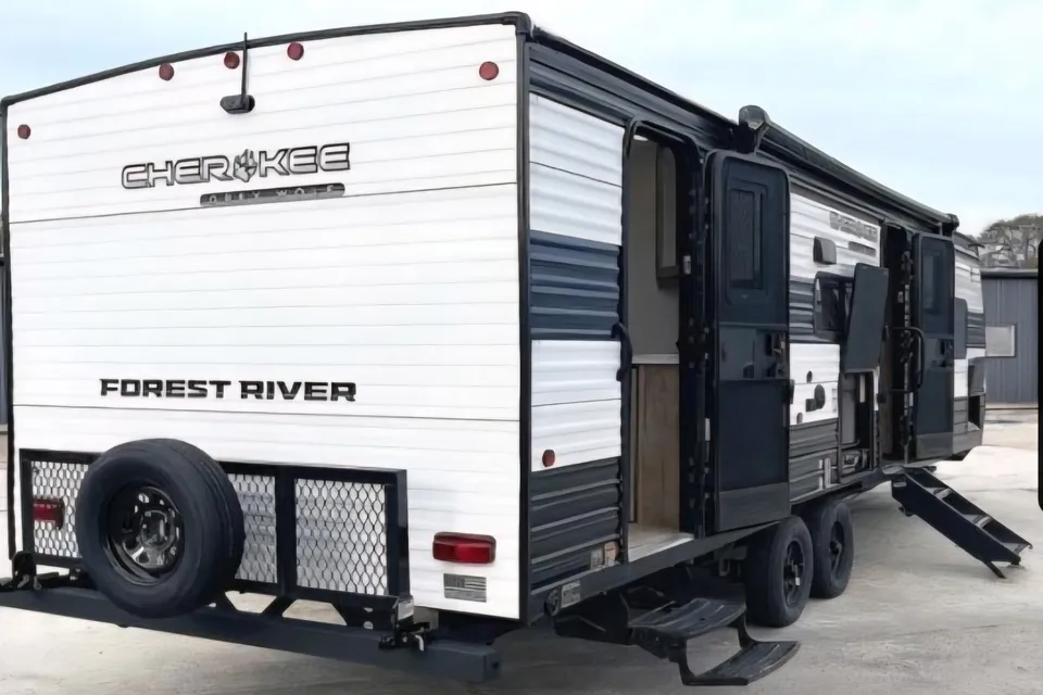 2026 Cherokee Grey wolf 26KF Travel Trailer