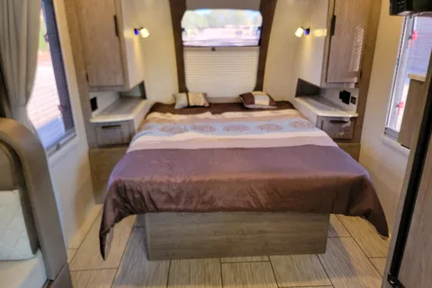 ROBERT's Lance 1995 Travel Trailer