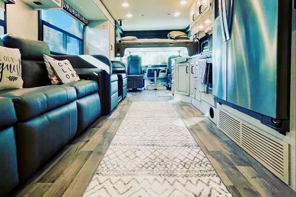 ✨Disney Enchanted Coach 36ft Jayco (Stationary only)✨